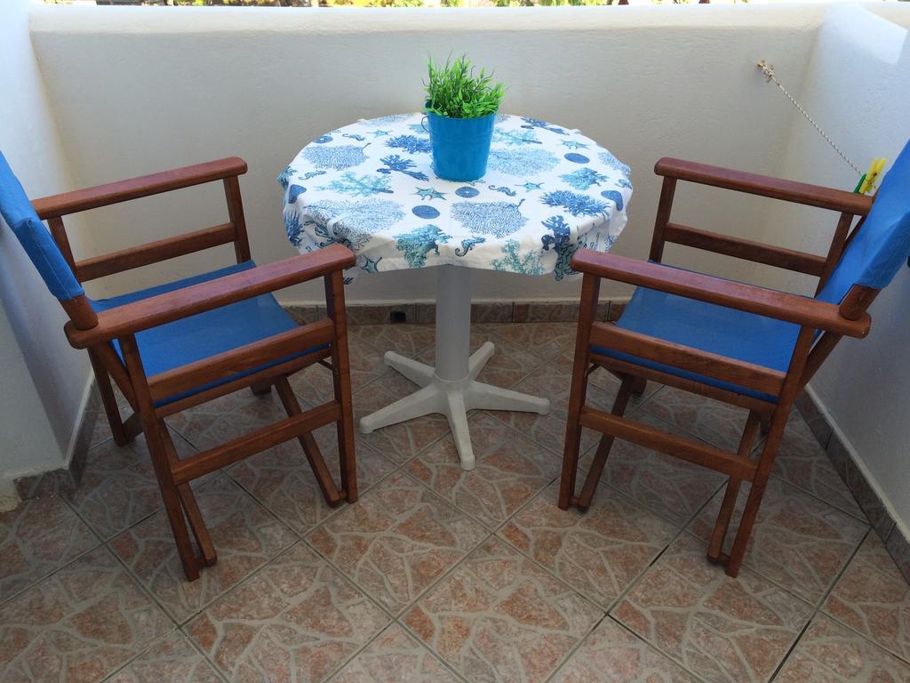 Paros Rooms Dora Dış mekan fotoğraf